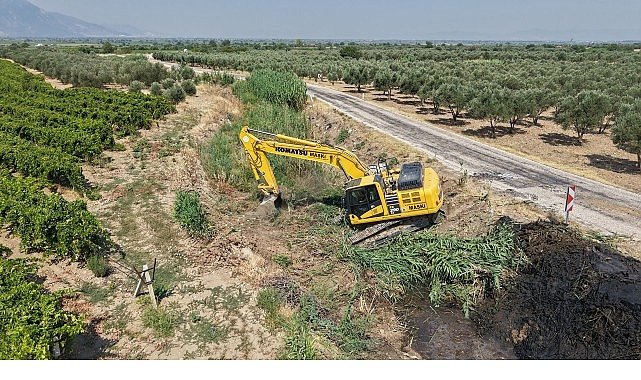 Gümülceli’de Dere Temizliğiyle Doğal Afetler Önlendi