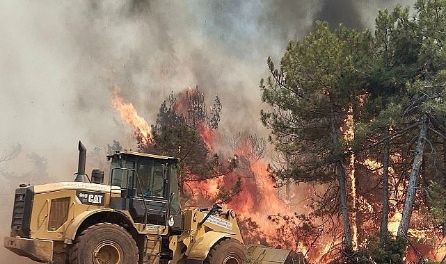İnegöl Belediyesi Yangın Bölgesine Destek Yağdırdı