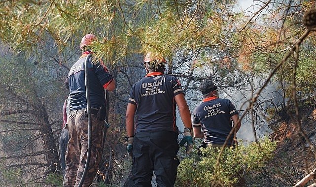 Üsküdar Belediyesi Eskişehir ve Uşak Yangınlarına Destek Verdi