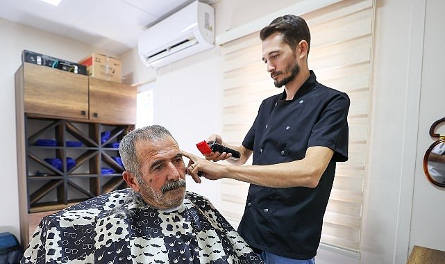 Buca’da Emeklilere Ücretsiz Hizmetlerle Sosyal Destek