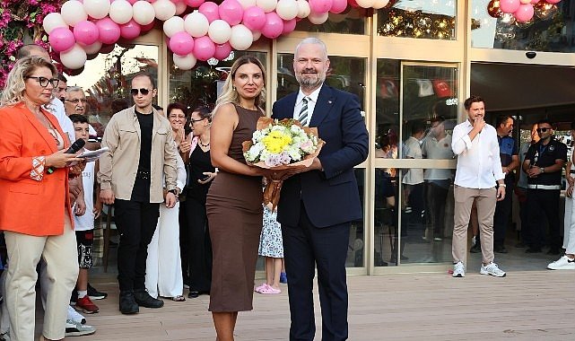 Menemen’de Aynısefa Sosyal Tesisleri Hizmete Açıldı
