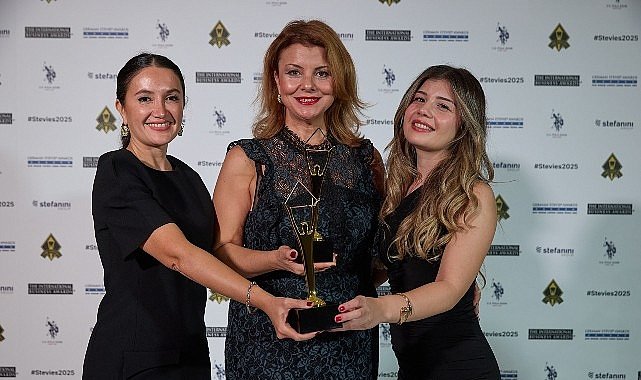 Bingo ve Molped, Stevie Ödülleri’nde Türkiye’yi Gururlandırdı