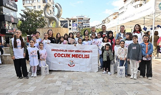 Manisa’da Dünya Kız Çocukları Günü’nde Anlamlı Etkinlik