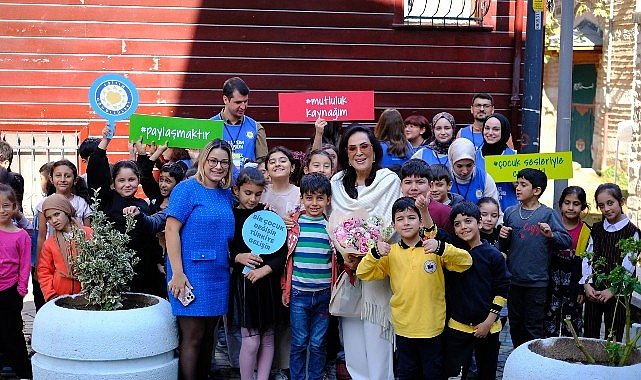 Türkan Şoray TEGV Çocuklarıyla Buluştu: Eğitim Geleceğin Işığıdır